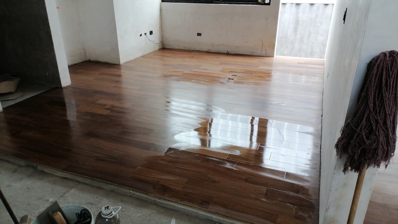 Muestra visual de madera sólida