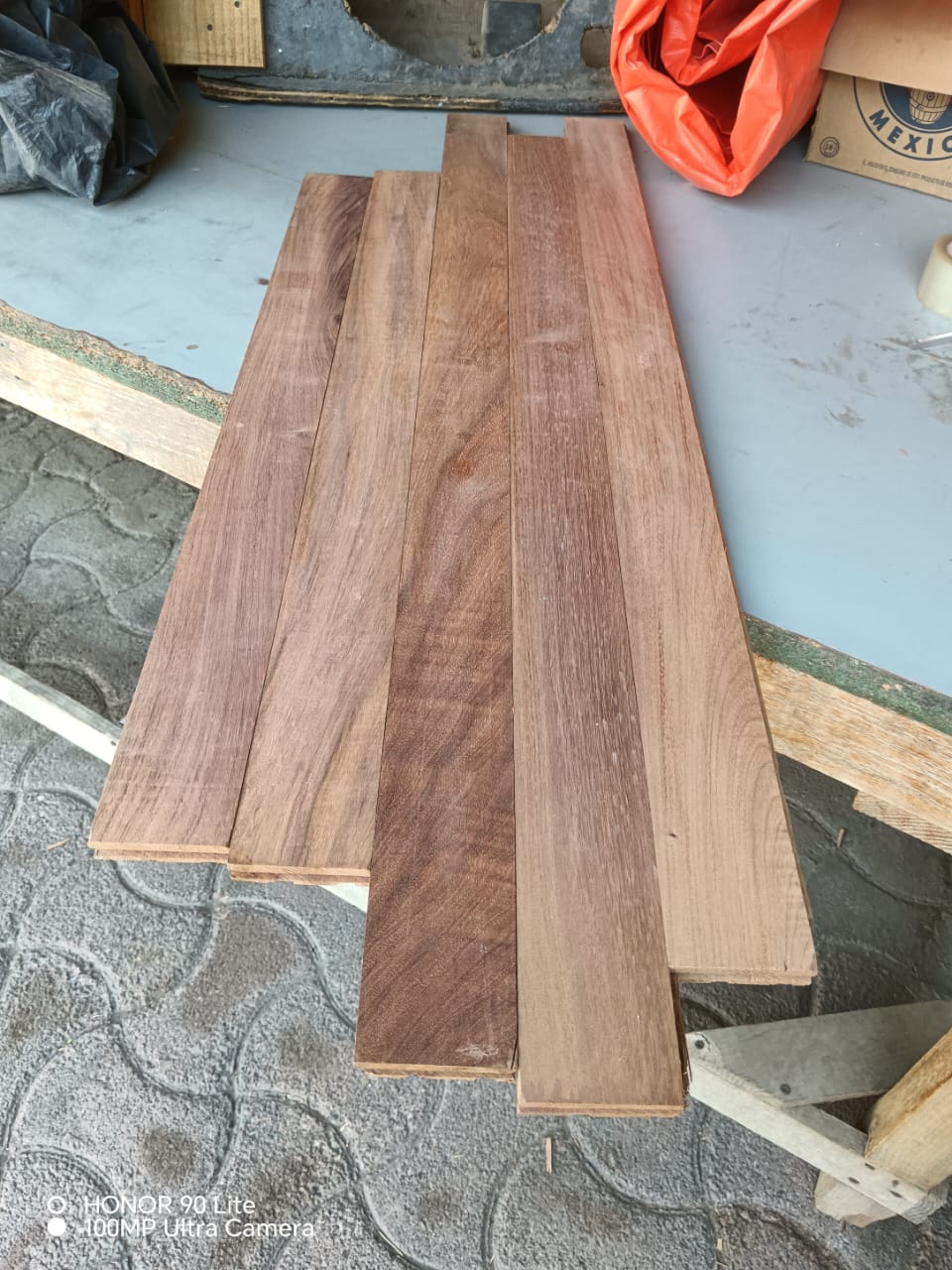 Imagen de madera sólida 8