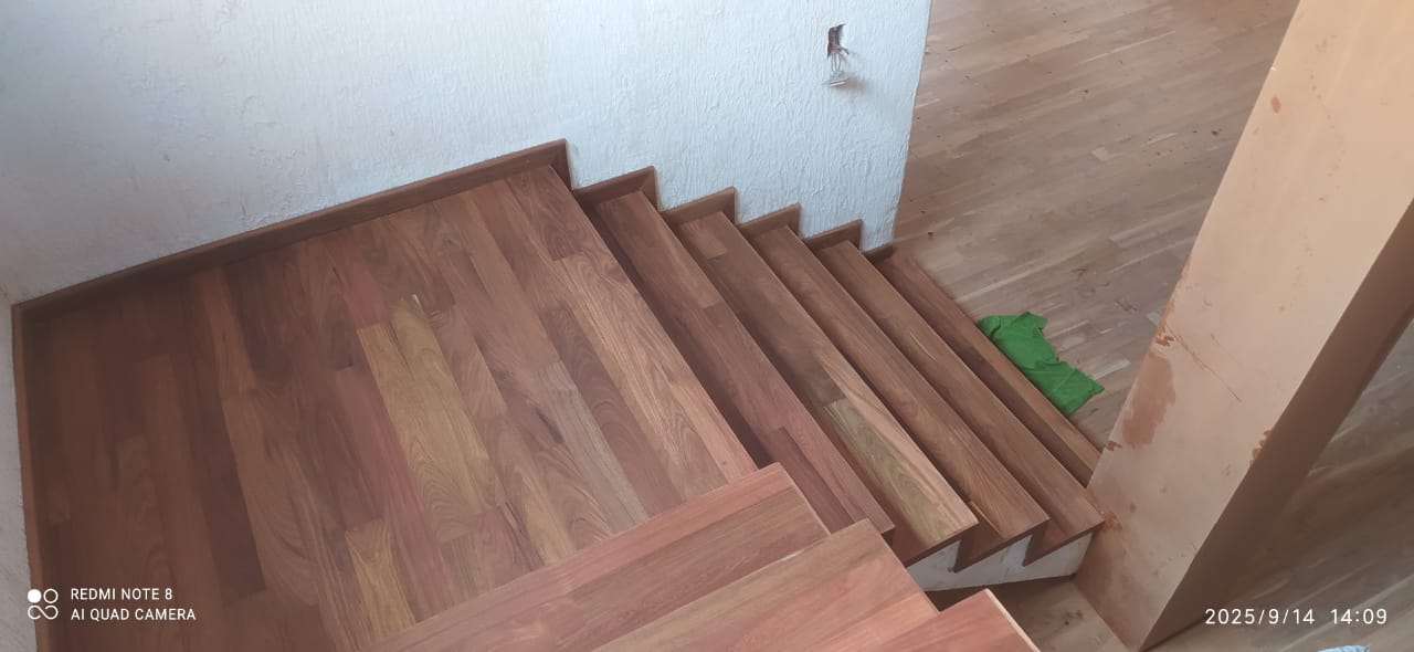 Imagen de madera sólida 10